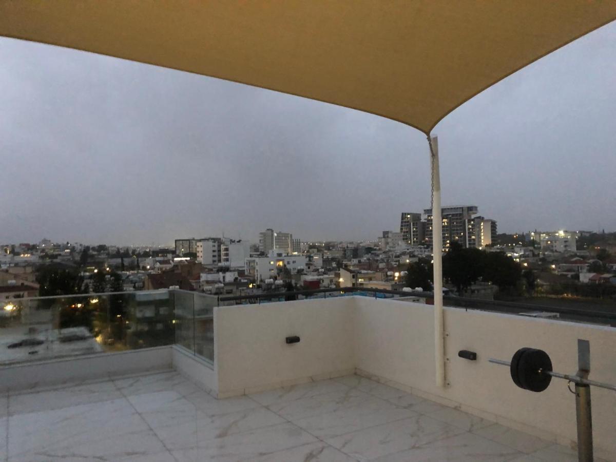 Luxury City Penthouse-Panoramic View! Apartment Nicosia Luaran gambar